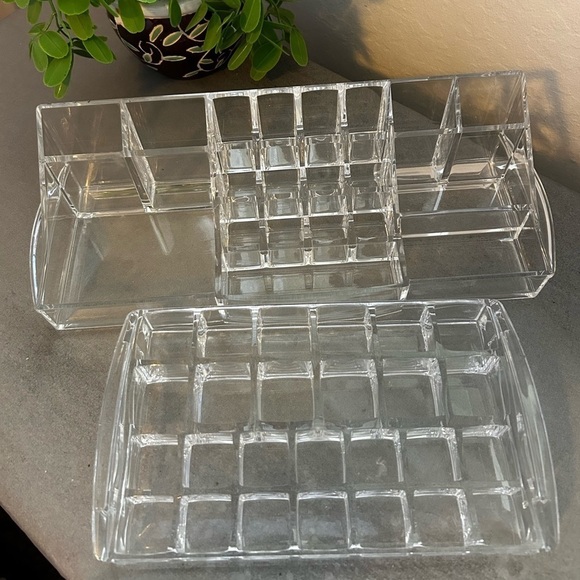 Cosmetic Make-Up Holder - Acrylic | Set of 2 | Make-Up Counter Display - Picture 4 of 4